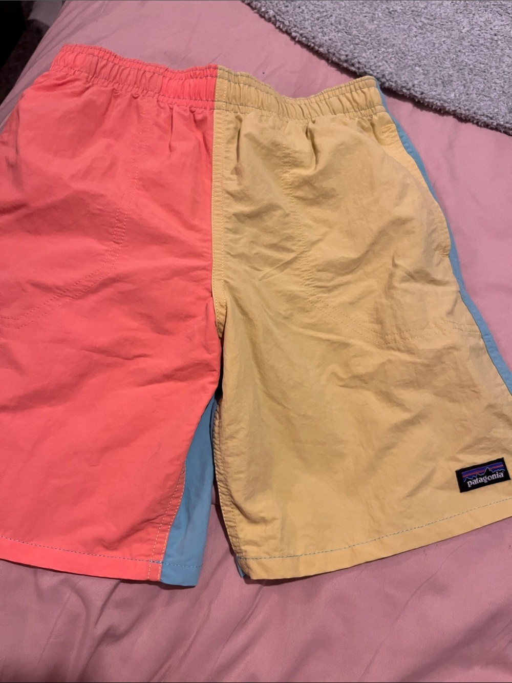 Boys Patagonia shorts size M